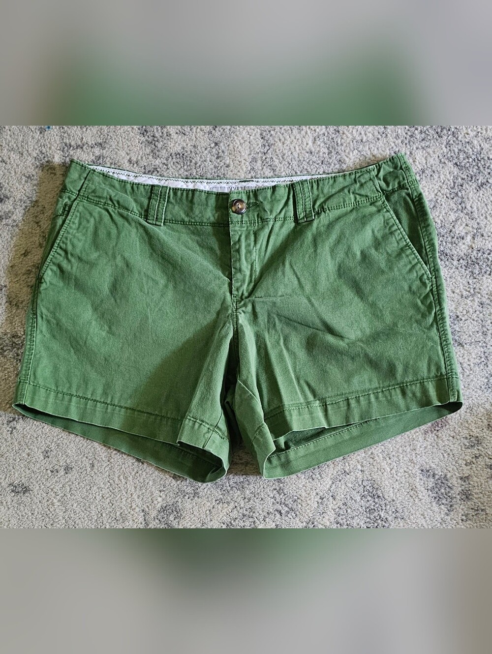 Old Navy Green Shorts Size 10